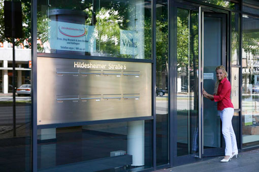Becker Jens & Munack Jörg Dres.med.dent., M.Sc., M.Sc., MVZ ZahnMedizinischesTeam am Aegi GmbH in Hannover - Logo
