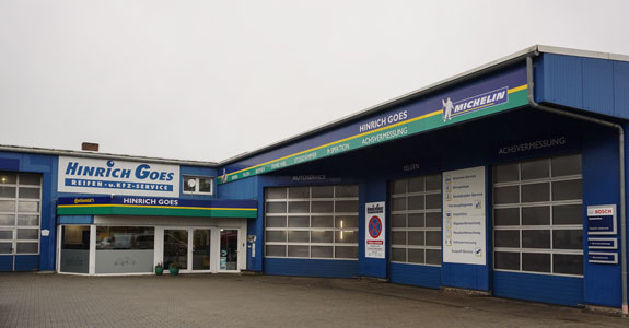 Industrie- und Nutzfahrzeugreifen, Karosseriebau, LKW-Achsvermessung, PKW-Service Industrie- und Nutzfahrzeugreifen, Karosseriebau, LKW-Achsvermessung, PKW-Service