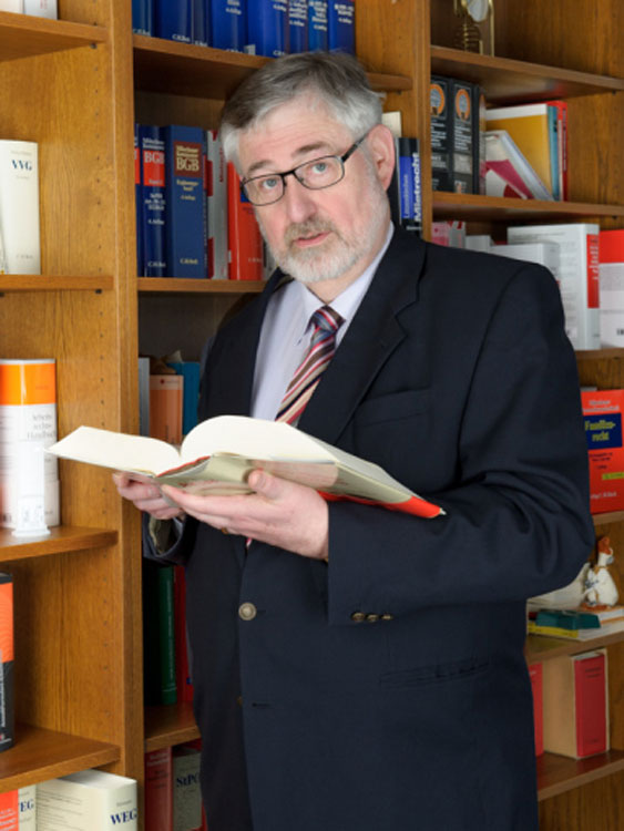 Uwe Woltmann Rechtsanwalt und Notar in Edewecht Uwe Woltmann Rechtsanwalt und Notar in Edewecht