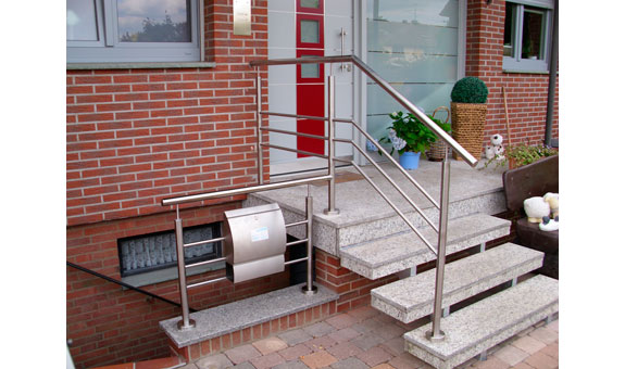Treppen- und Balkongeländer nach Ihren Wünschen und Vorstellungen Treppen- und Balkongeländer nach Ihren Wünschen und Vorstellungen