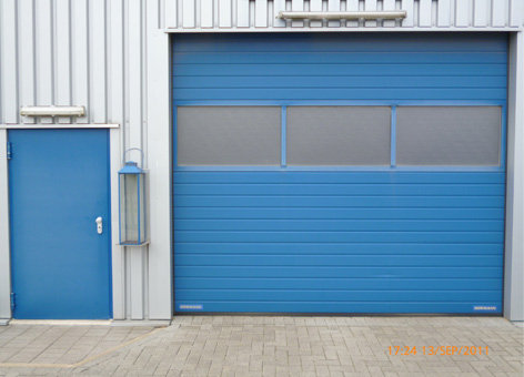 Ihr Spezialist für Türen, Tore und Antriebe in der Region Hannover - wir installieren, warten und reparieren