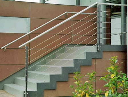 Treppe und GelĂ€nder (AuĂenbereich) Treppe und GelĂ€nder (AuĂenbereich)