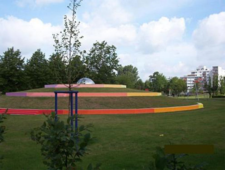 Auch in Parks und Grünanlagen bringen wir Farbe ins Spiel