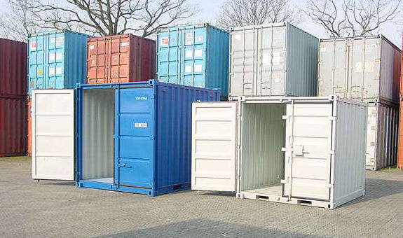 Eine große Auswahl an Container steht Ihnen zur Verfügung.