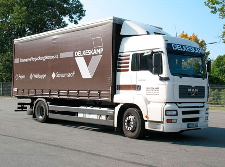 LKW der Delkeskamp Verpackungswerke GmbH