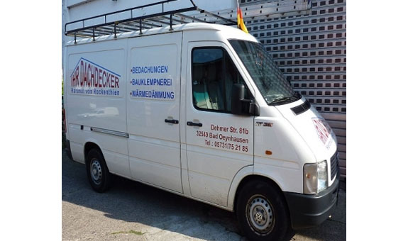 Wir, die Dachdeckerei Hartmut von Rockenthien, sind ein inhabergefĂŒhrter Betrieb mit Firmensitz in Bad Oeynhausen. Wir, die Dachdeckerei Hartmut von Rockenthien, sind ein inhabergefĂŒhrter Betrieb mit Firmensitz in Bad Oeynhausen.