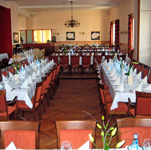 Der Festsaal für bis zu 180 Personen Der Festsaal für bis zu 180 Personen