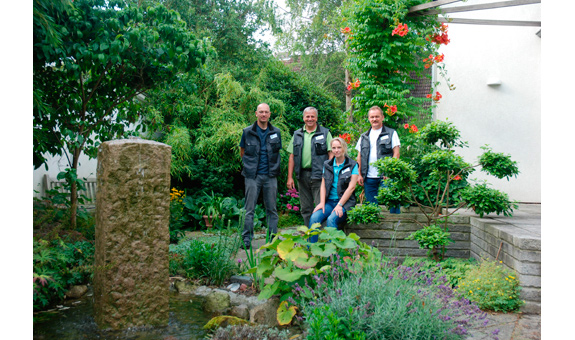 Unser eingespieltes Team bietet von der Gartenplanung und Umsetzung bis zur Gartenbetreuung alles aus einer Hand