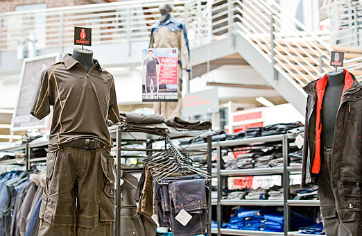 Arbeitskleidung und Arbeitsschutzausrüstung
