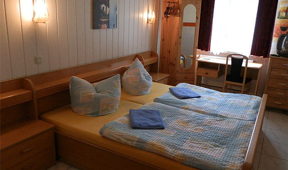 Geräumiges Doppelzimmer