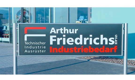Alles was Sie zu einer kompletten Firmenwerbung benötigen. Von einer Fahrzeugwerbung, über Drucksachen, Textilien, Schaufenstergestaltung und Lichtwerbeanlagensysteme.