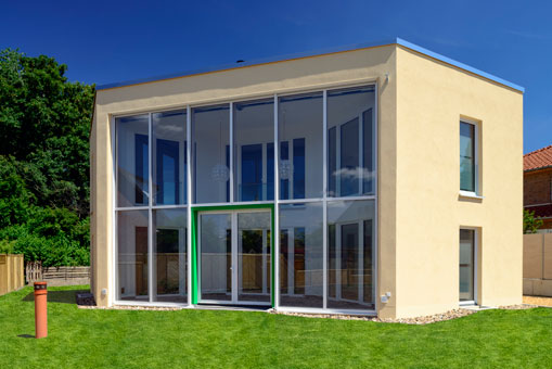 Solarhaus in Hannover-Misburg mit Wintergarten als Warmluftkollektor