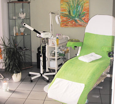 kosmetische Behandlungen im Friseursalon kosmetische Behandlungen im Friseursalon