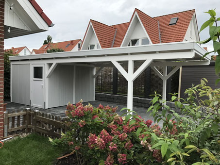 Entscheiden Sie sich für einen Einzel- oder Doppelcarport beziehungsweise eine Carportanlage, die zu Ihnen und Ihren Bedürfnissen passt. Unser Team aus Hannover-Langenhagen berät Sie gerne persönlich! Entscheiden Sie sich für einen Einzel- oder Doppelcarport beziehungsweise eine Carportanlage, die zu Ihnen und Ihren Bedürfnissen passt. Unser Team aus Hannover-Langenhagen berät Sie gerne persönlich!