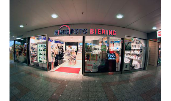 Ringfoto Biering Ihr Fotofachgeschäft mitten im Herzen von Langenhagen. Ringfoto Biering Ihr Fotofachgeschäft mitten im Herzen von Langenhagen.