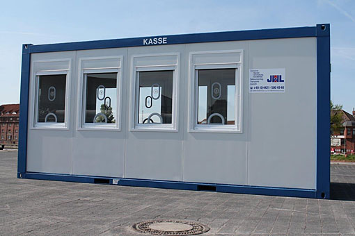 Kassencontainer mit 8 Kassenfenstern, beidseitigem Tresen, E-Heizung und weiterer Ausstattung