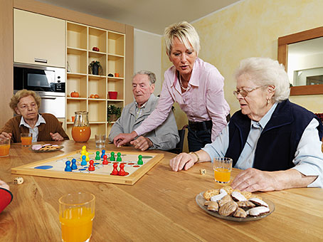 Spielen macht Freude und hält fit Spielen macht Freude und hält fit