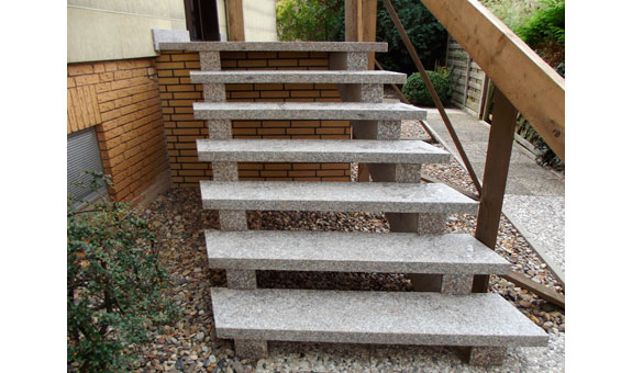 Natursteinarbeiten - Treppe