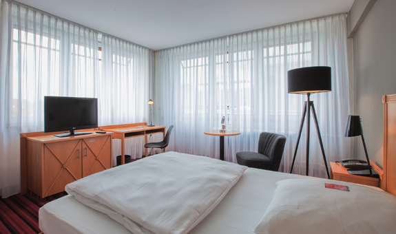 Alle unsere Einzelzimmer verfügen über Kingsize-Betten Alle unsere Einzelzimmer verfügen über Kingsize-Betten