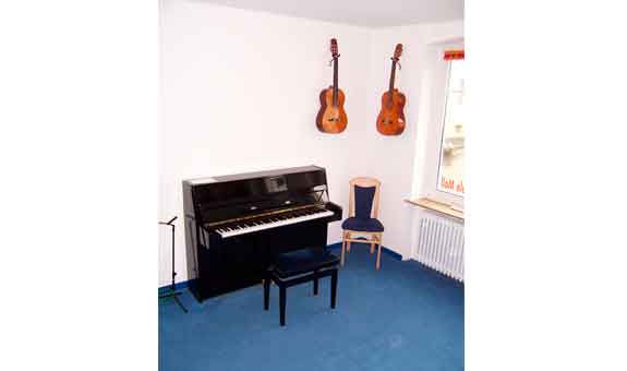 Bild 2 Musikschule Moll in Paderborn