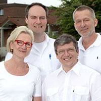 Das Ärzteteam Dr.med. Peter Harms, Dr.med. Roland Fulde, Dr.med. Hildegund Behr und Dr.med.Stefan Albertsmeyer