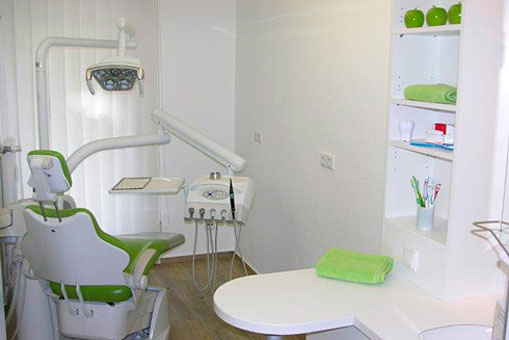 Behandlungszimmer Behandlungszimmer