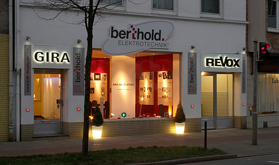 Hochwertiges Installationsmaterial führender Marken Hochwertiges Installationsmaterial führender Marken