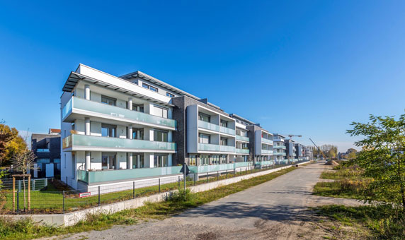 Erweiterter Rohbau von 113 Mietwohnungen mit vier Tiefgaragen im Rahmen des Projekts SüdSüdwest in Hannover-Misburg Erweiterter Rohbau von 113 Mietwohnungen mit vier Tiefgaragen im Rahmen des Projekts SüdSüdwest in Hannover-Misburg