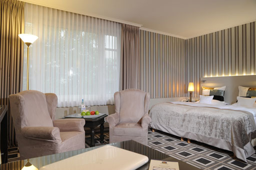 Bild 1 BEST WESTERN PREMIER Parkhotel Kronsberg in Hannover Bild 1 BEST WESTERN PREMIER Parkhotel Kronsberg in Hannover