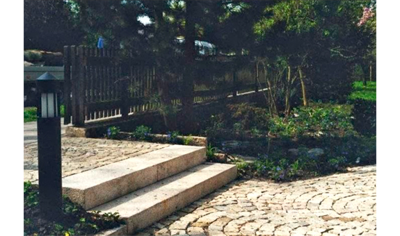 Wir erstellen ein stimmiges Konzept für Ihren Garten Wir erstellen ein stimmiges Konzept für Ihren Garten