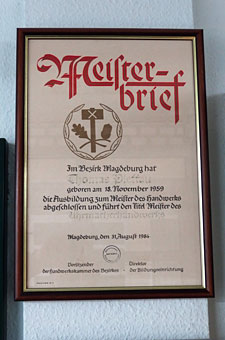 Meine Qualifikation als Meister des Uhrmacherhandwerks. Meine Qualifikation als Meister des Uhrmacherhandwerks.