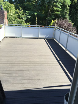 Wir verlegen pflegeleichte Terrassendielen Wir verlegen pflegeleichte Terrassendielen