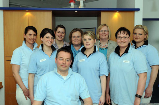 Das Team steht für Sie bereit Das Team steht für Sie bereit