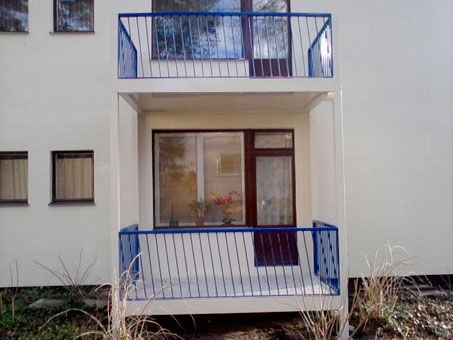 Balkone in Edelstahl oder Aluminium