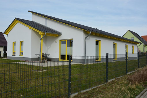 Ob Um- oder Anbau wir helfen Ihnen gerne weiter. Ob Um- oder Anbau wir helfen Ihnen gerne weiter.