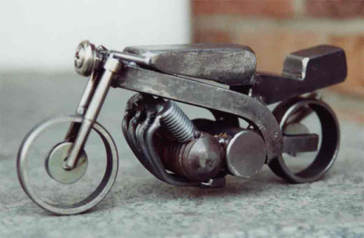 Motorrad aus der Kunstobjekte-Sammlung