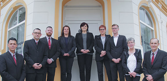 Wir stehen Ihnen bei der Tauerbewältigung hilfreich zur Seite und bieten Ihnen professionelle Hilfe im Tauerfall. Wir stehen Ihnen bei der Tauerbewältigung hilfreich zur Seite und bieten Ihnen professionelle Hilfe im Tauerfall.