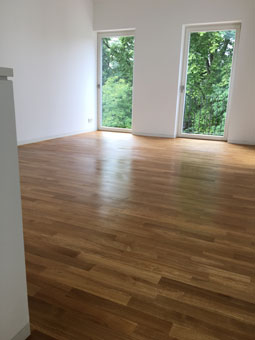 Parkett im Wohnzimmer Parkett im Wohnzimmer
