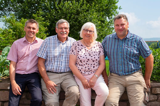 Ihre Familie Zins & Team Ihre Familie Zins & Team