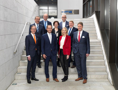 Partner zu sein heißt für uns, gemeinsam die beste Lösung für Sie zu finden. Dafür ist uns kein Thema zu komplex. Wir stehen Ihnen geschlossen mit all unserer Expertise zur Seite. Partner zu sein heißt für uns, gemeinsam die beste Lösung für Sie zu finden. Dafür ist uns kein Thema zu komplex. Wir stehen Ihnen geschlossen mit all unserer Expertise zur Seite.