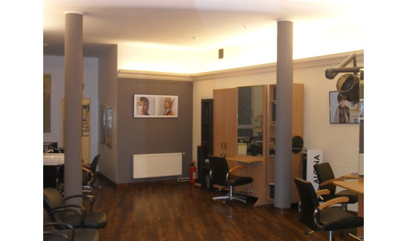 Unser moderner Salon