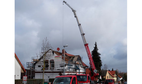 Abtragung des alten Ziegeldaches