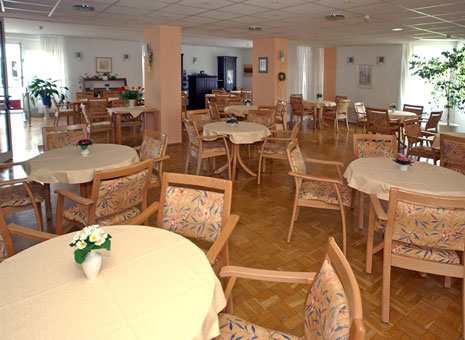 Cafeteria (auch für Familienfeste nutzbar)