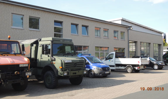 Wir sind USP Autorisierter Unimog Servicepartner und bieten ein spezielles 
Leistungsangebot für Unimog und Aufbaugeräte.