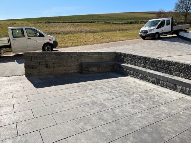 Wir gestalten Ihren Garten Wir gestalten Ihren Garten