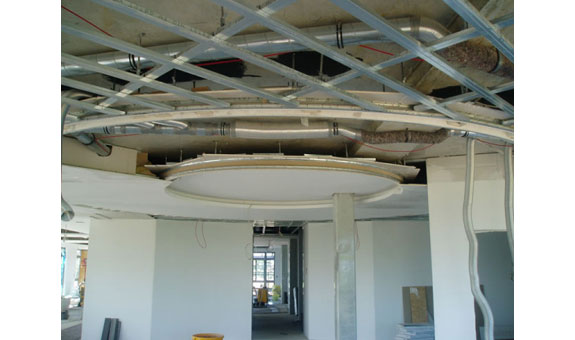 Innenausbau - Freitragende Decken Innenausbau - Freitragende Decken