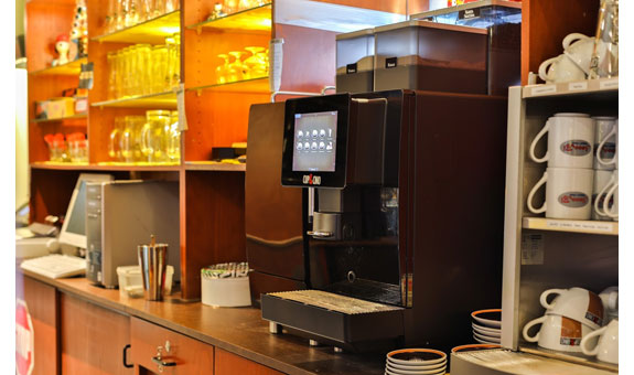 Wer Appetit auf Kaffee bekommt, wird selbstverständlich mit vielen Spezialitäten verwöhnt Wer Appetit auf Kaffee bekommt, wird selbstverständlich mit vielen Spezialitäten verwöhnt