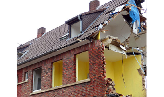An- und Umbauten, Altbausanierung, Kellersanierung - Thomas Huge Bauunternehmen aus Bad Essen An- und Umbauten, Altbausanierung, Kellersanierung - Thomas Huge Bauunternehmen aus Bad Essen