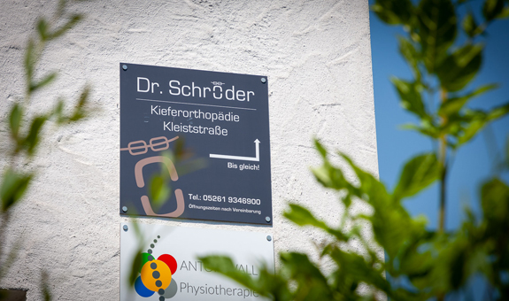 Schröder Kieferorthopädie Kleiststraße