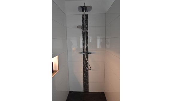 Die Luxus-Dusche wird für Sie geplant Die Luxus-Dusche wird für Sie geplant